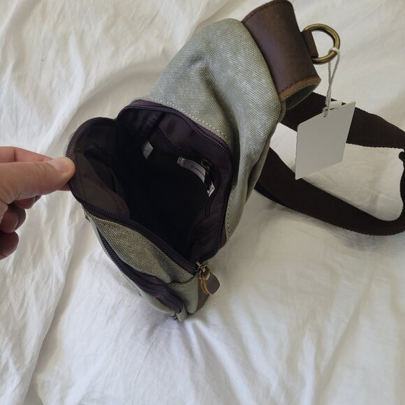 NEW Womans Canvas & leather Trim Crossbody Sling Bag 5 pocket Zip Quality NWT - Picture 3 of 6